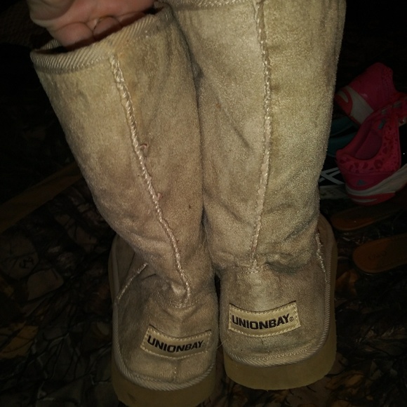 Union Bay Boots - Picture 2 of 3